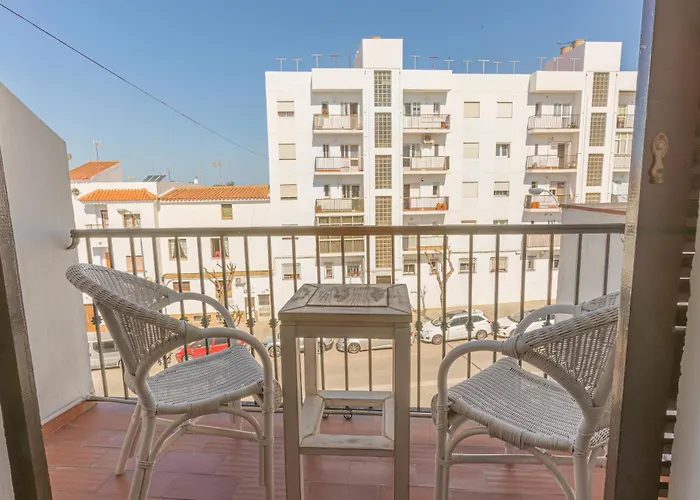 Tres Jotas ConilHostal